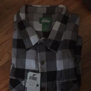 4xl Black and white flannel shirt new with tags